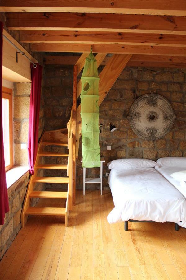 Hostal La casa de la Petra Quintanar de la Sierra Exterior foto